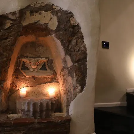 Odeon Neapolis Guest house