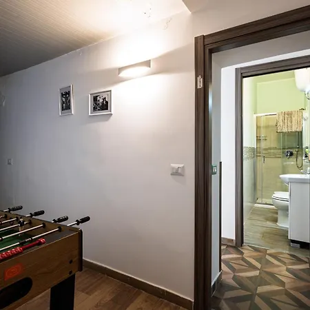 Bed and Breakfast Vacanze Partenopee - San Liborio Νάπολη