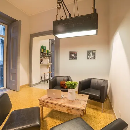 Bed & Breakfast The Foria House By House In Neapol