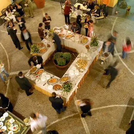Le Cheminée Business