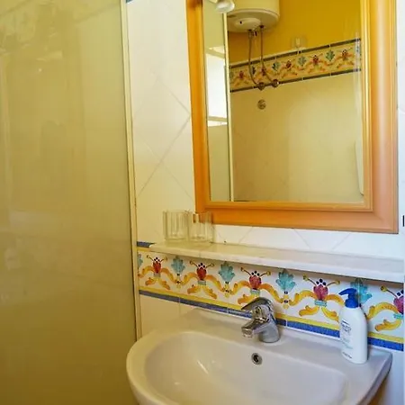 Riviera Di Chiaia Turrisi Oda ve Kahvaltı Napoli