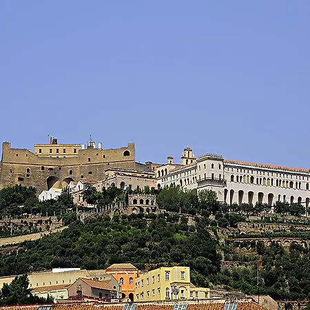 La Piazza Al Vomero Napoli