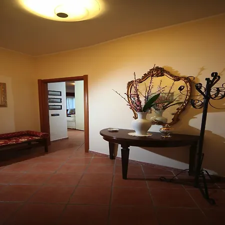 Bed & Breakfast Porta Di Mare Naples
