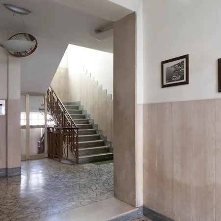 Apartamento La Piazza Al Vomero