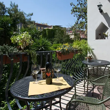 The Bellini House By House In 2* Νάπολη
