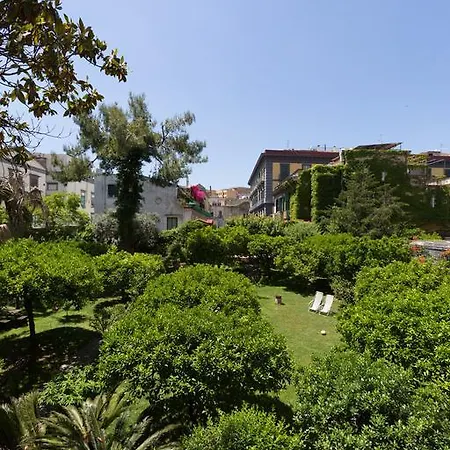 The Bellini House By House In 2* Νάπολη