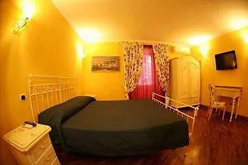 Ausonia Guest house *