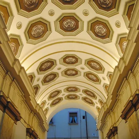 Parthenope 3*