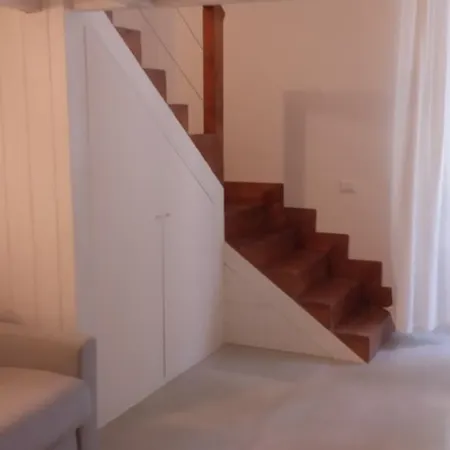 Piazza Amedeo Apartment Naples