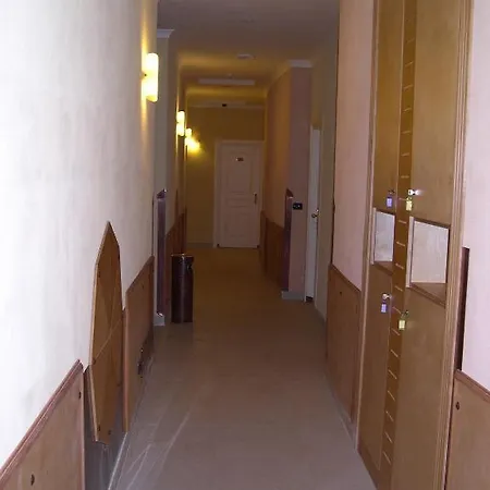 Hotel Eden