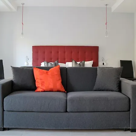 Riviera Luxury Bed & Breakfast