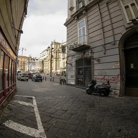 Le 4 Stagioni Dante's H Centro, By Clapa Group 2* Neapol