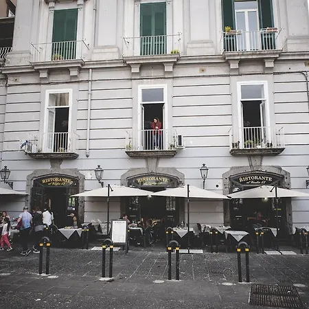 Pensjonat Le 4 Stagioni Dante's H Centro, By Clapa Group Neapol