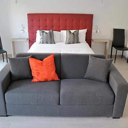 Riviera Luxury Bed & Breakfast