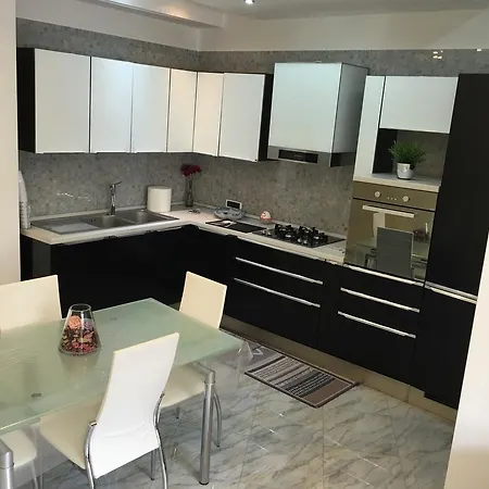 Supera Apartment *