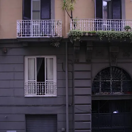 Accoglienza Al Centro Di Napoli Napoli