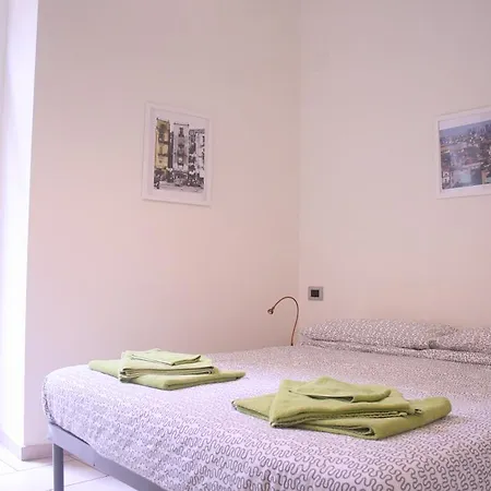 Accoglienza Al Centro Di Napoli