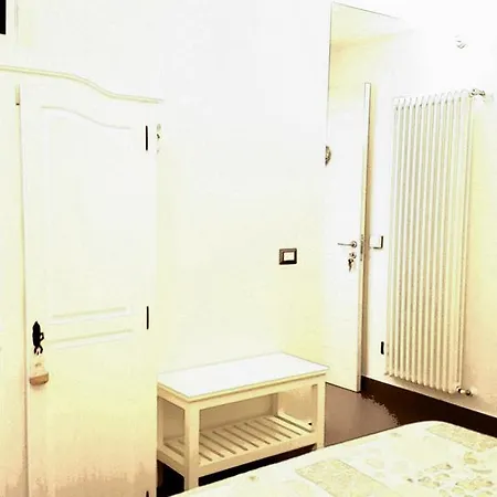 Dame Bed & Breakfast