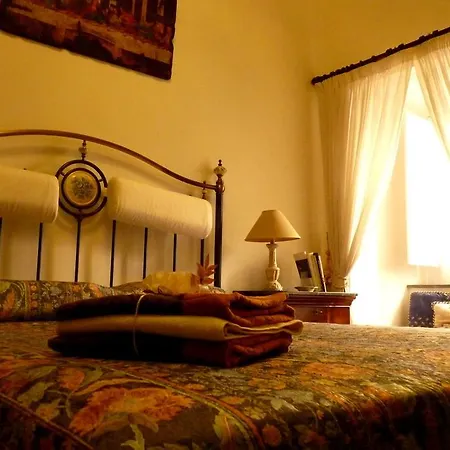 Nilo Bed & Breakfast *