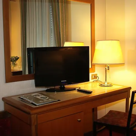 Hotel Western San Germano 4*
