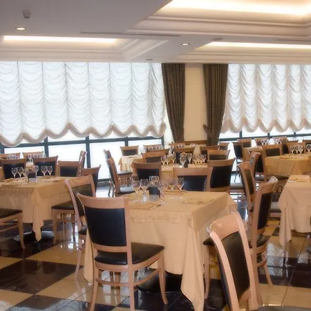 Ramada By Wyndham Hotel 4*