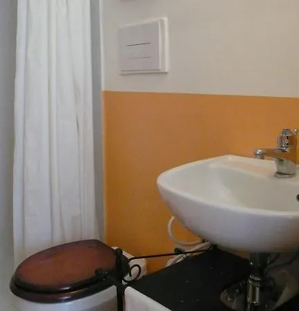 Privatunterkunft Foresteria Delle Arti Old Town Neapel