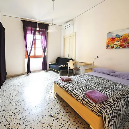Rossonapoletano Bed & Breakfast