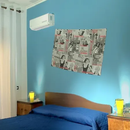 Oda ve Kahvaltı Bibliotechina 2*