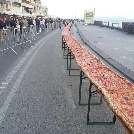 Oda ve Kahvaltı Sea Napoli