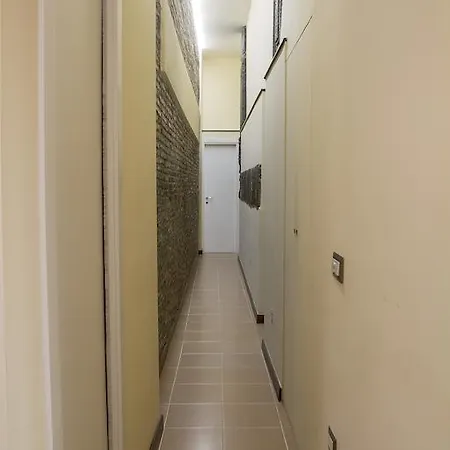 Bed & Breakfast Duomo 89 Naples