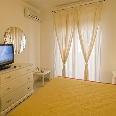 Aparthotel San Giacomo 32 4*
