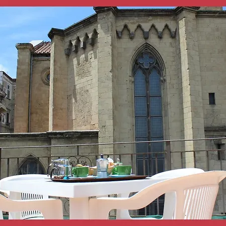 Bed & Breakfast La Storia Di Naples
