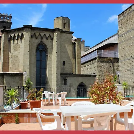 Bed & Breakfast La Storia Di Naples