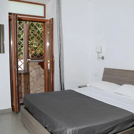 Bed & Breakfast Giardino Eden Naples