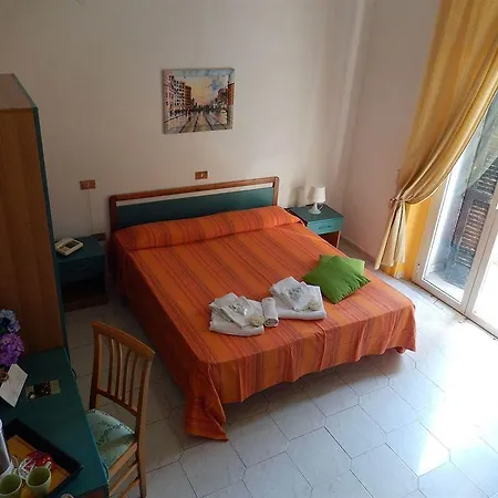 Le Orchidee 2* Неаполь