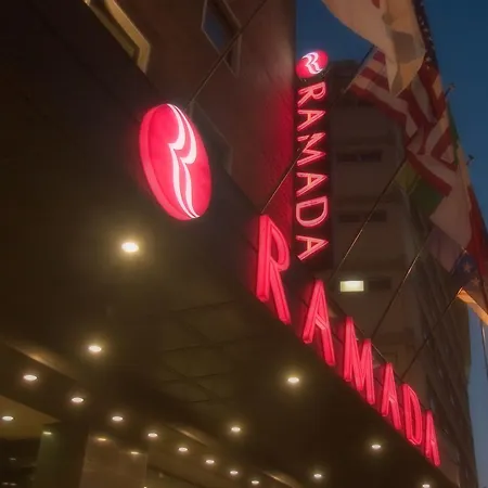 Ramada By Wyndham 4* Neapol