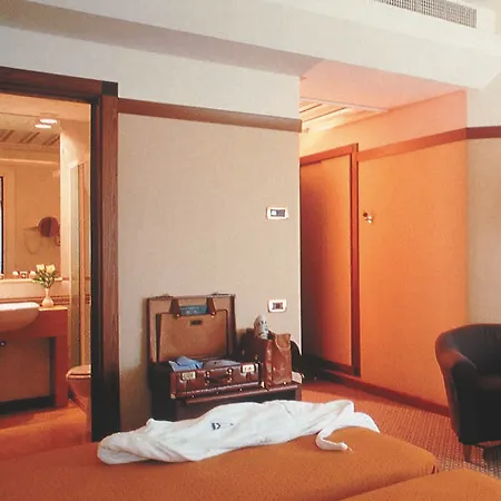 Exe Majestic Hotel 4*