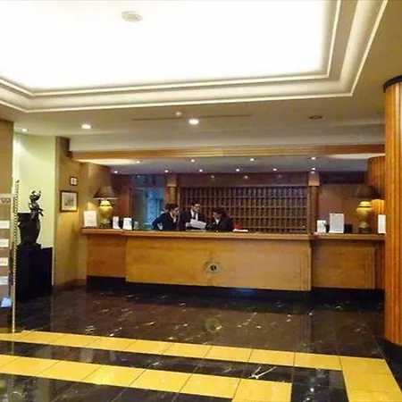 Hotel Ramada By Wyndham Neapol