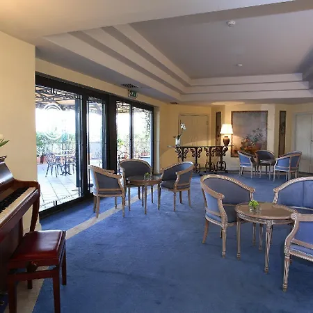 Ξενοδοχείο Starhotels Terminus Νάπολη