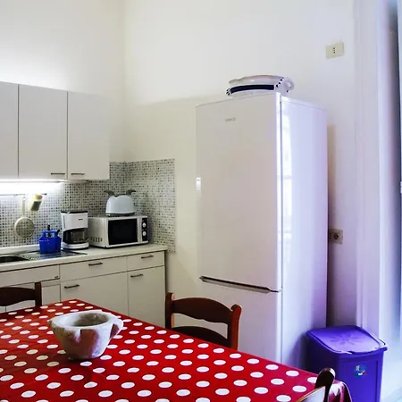 Holiday home Garibaldi House