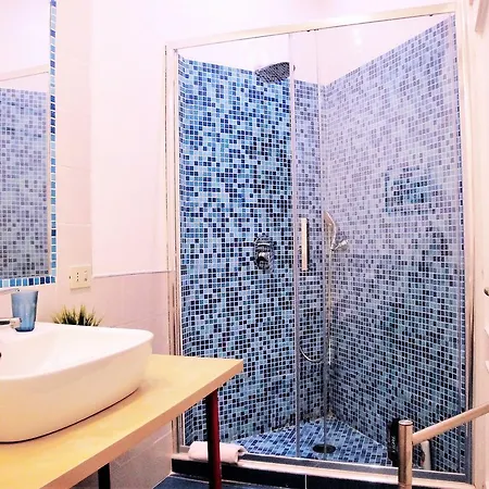 Garibaldi House Naples