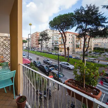 Oda ve Kahvaltı Anthea Bb Napoli