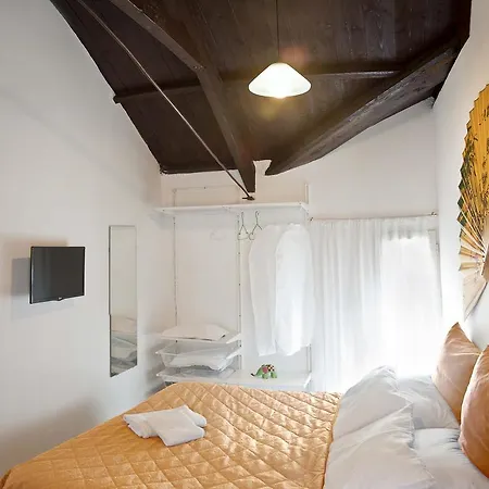 Morelli Rooftop Apartment