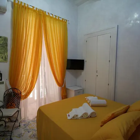 Panzió Le Vie Di Nápoly