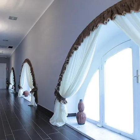 Hotel Ferdinando Ii 4*