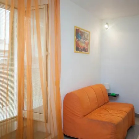 Serra Casa A Piazza Del Plebiscito Holiday home Naples