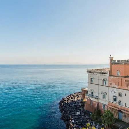 Torre Mediterraneo A Posillipo *