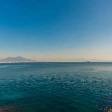 Torre Mediterraneo A Posillipo * Napoli