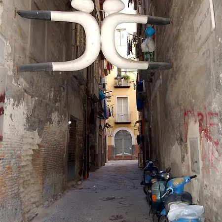 La Fontana Di Rua Catalana Apartamento *