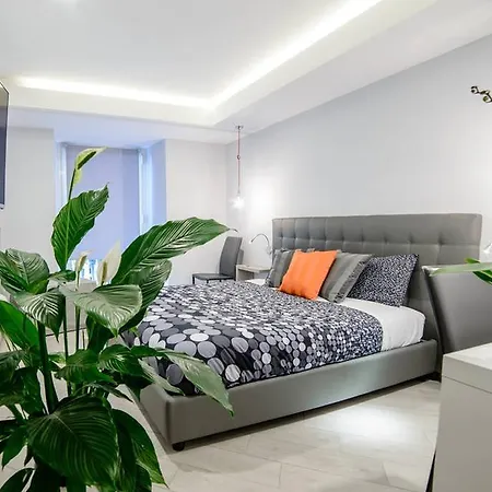 Riviera Luxury Bed & Breakfast